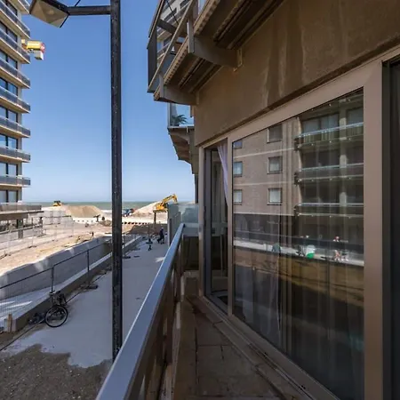Characterful With Lateral Sea View מידלקרק