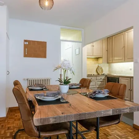 דירה Characterful With Lateral Sea View מידלקרק